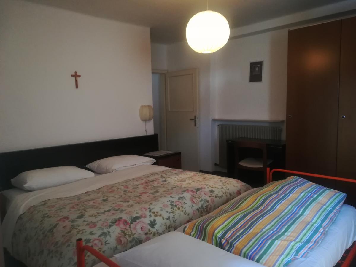 Hotel Roen Ruffre-Mendola Dış mekan fotoğraf